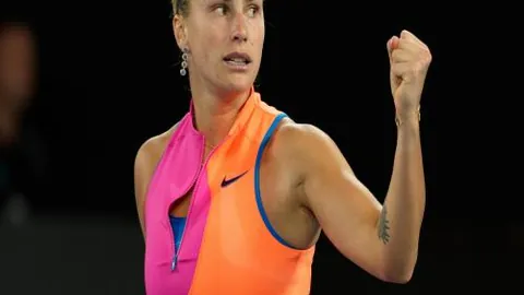 B组登场：资深举重好手同台竞技